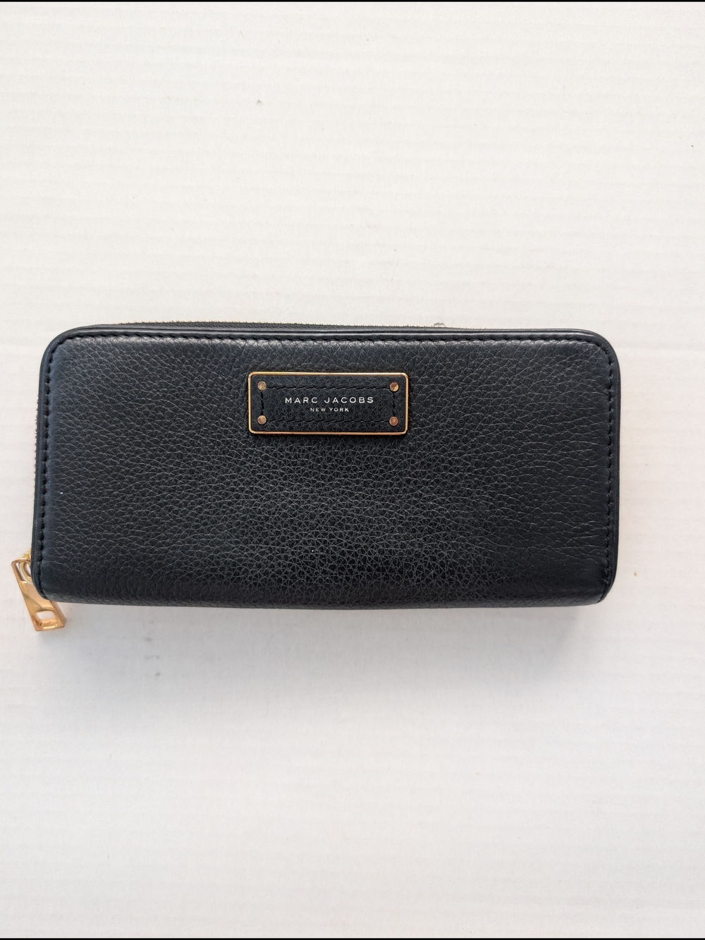Marc Jacobs New York Black Pebbled Leather Zip Around Wallet